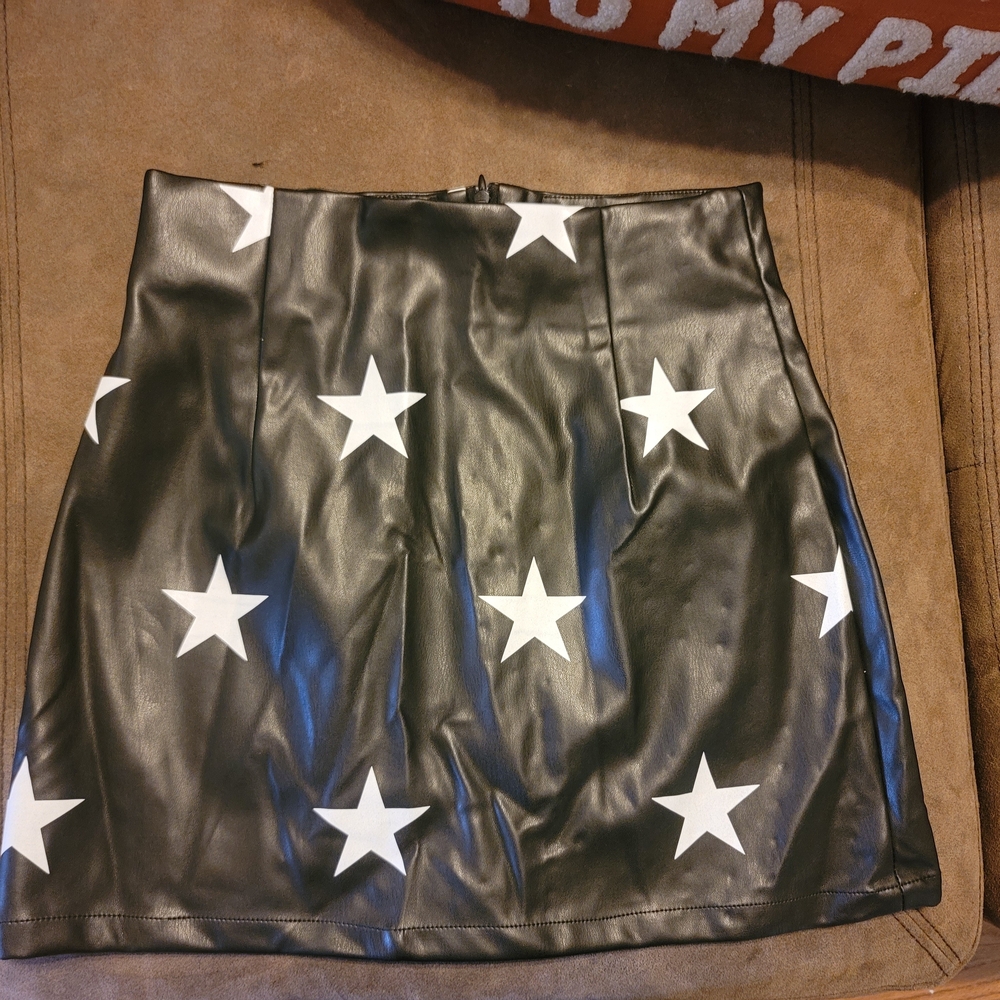Black Star Patterned Skirt